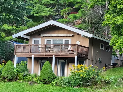 294 Stonehenge Road Poultney VT 05764