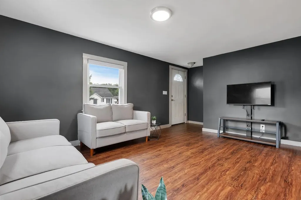 468 Vt Route 103 S Chester VT 05143-9461