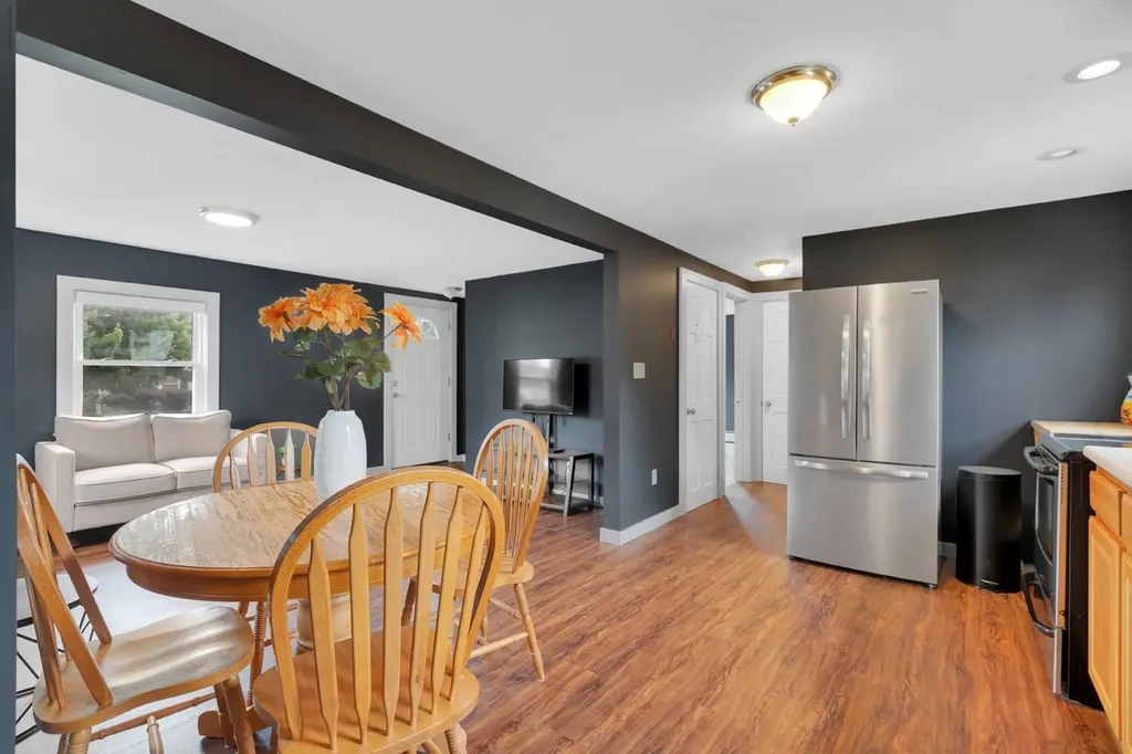 468 Vt Route 103 S Chester VT 05143-9461