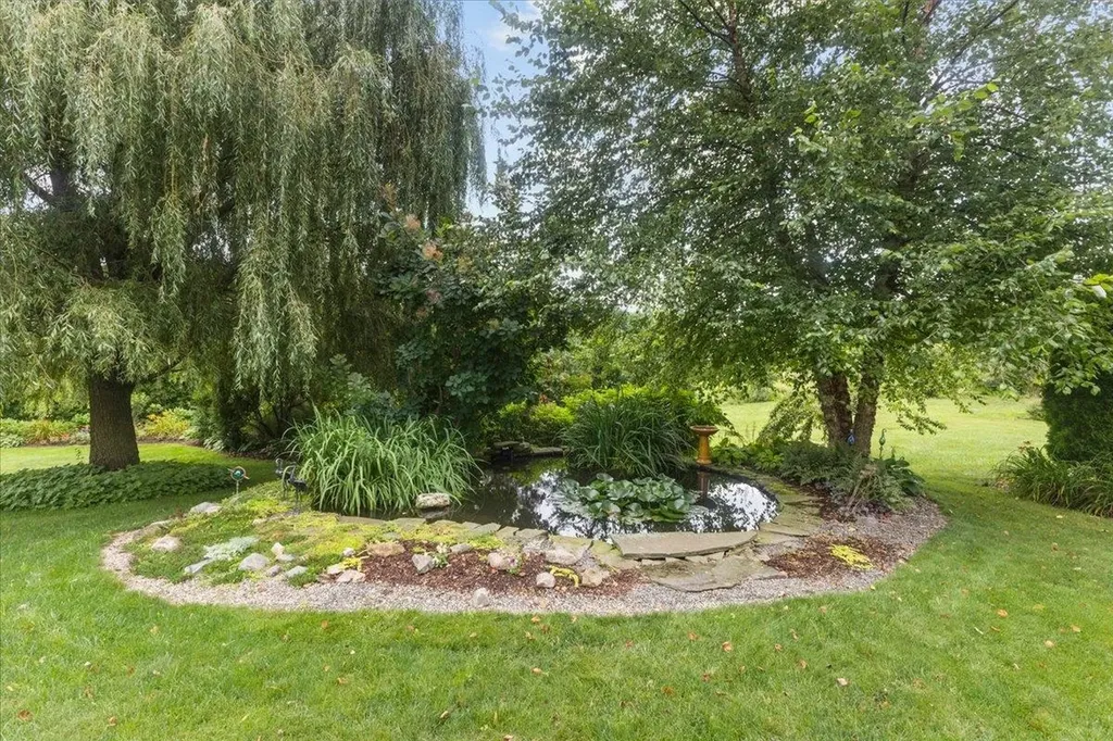 70 Foulsham Hollow Road South Burlington VT 05403