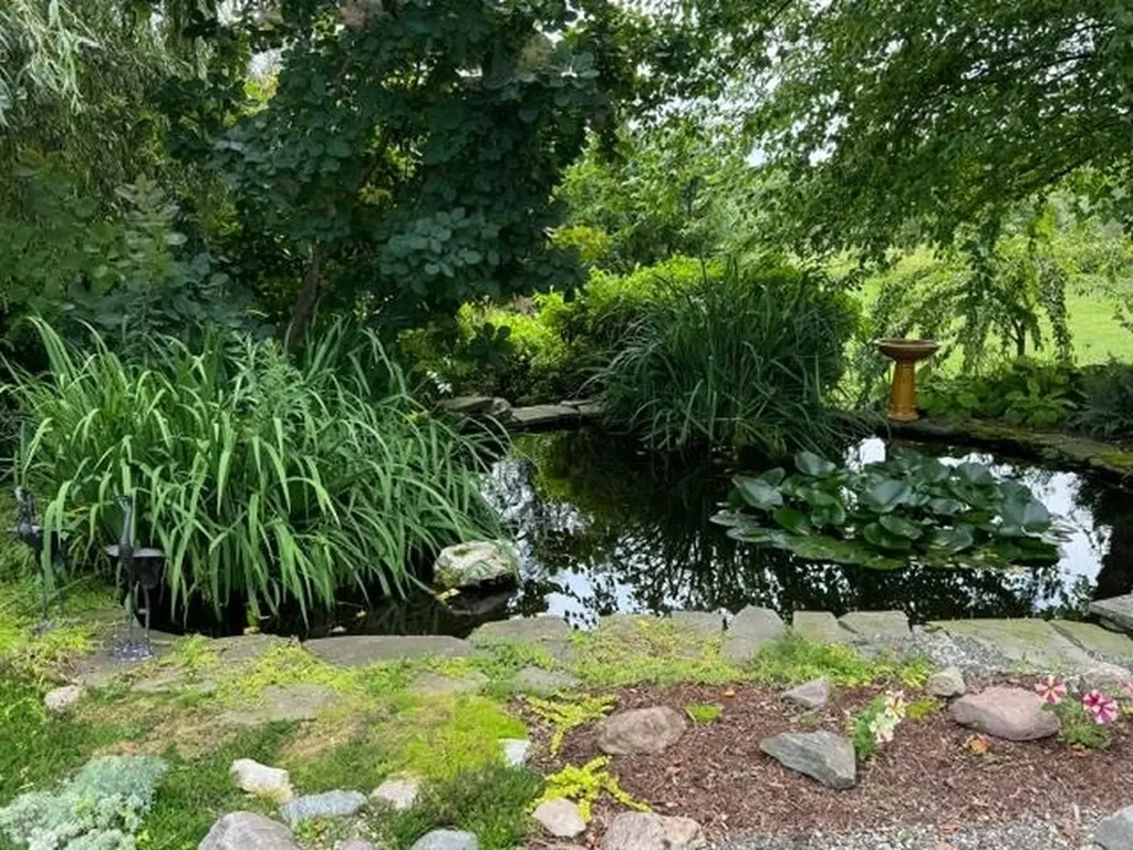 70 Foulsham Hollow Road South Burlington VT 05403