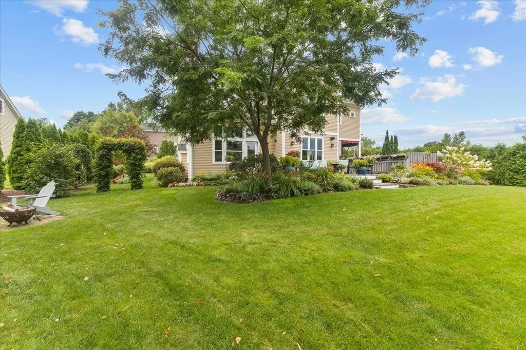 70 Foulsham Hollow Road South Burlington VT 05403