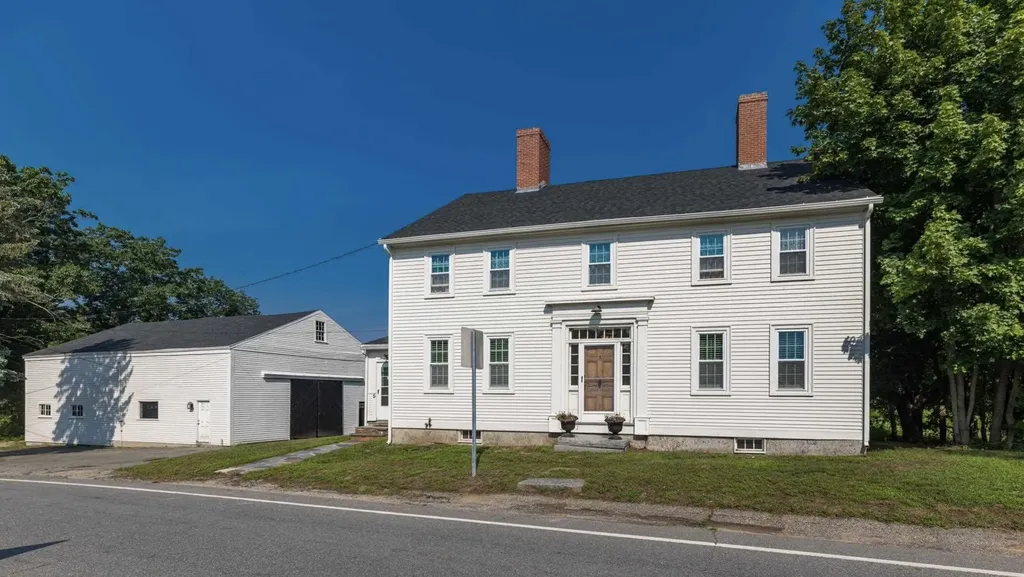 5 Kensington Road Hampton Falls NH 03844