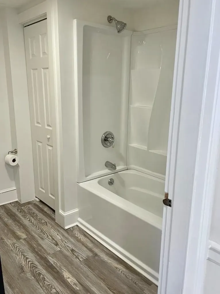 5 Kensington Road Hampton Falls NH 03844