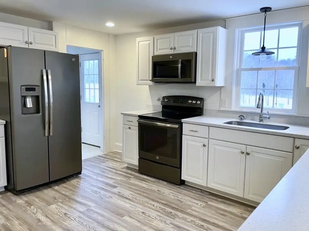 5 Kensington Road Hampton Falls NH 03844