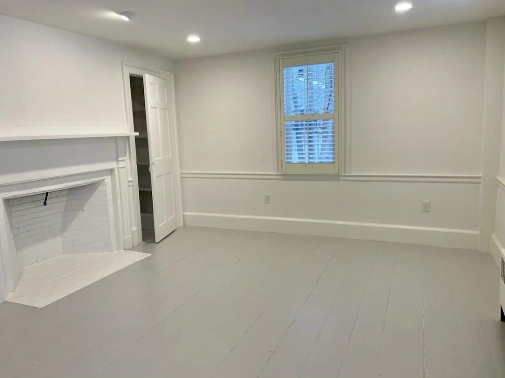 5 Kensington Road Hampton Falls NH 03844