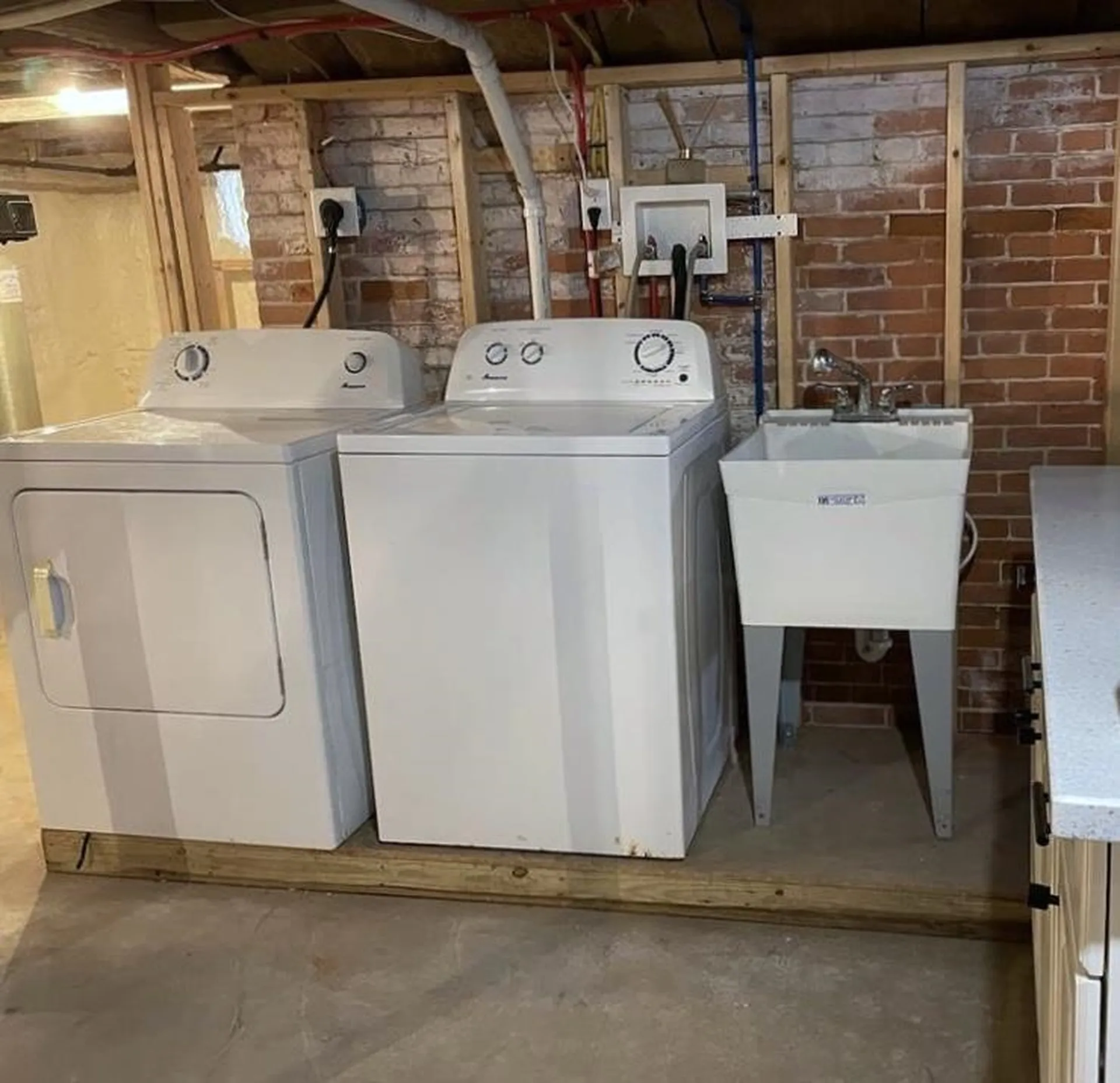 5 Kensington Road Hampton Falls NH 03844