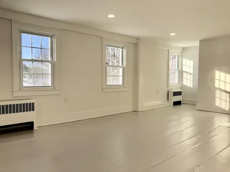 5 Kensington Road Hampton Falls NH 03844