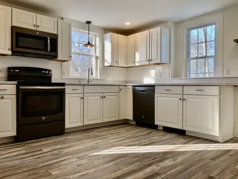 5 Kensington Road Hampton Falls NH 03844