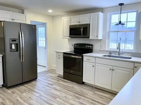 5 Kensington Road Hampton Falls NH 03844