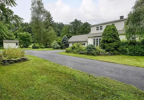 162 Hurricane Road Keene NH 03431