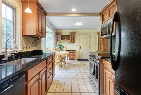 162 Hurricane Road Keene NH 03431