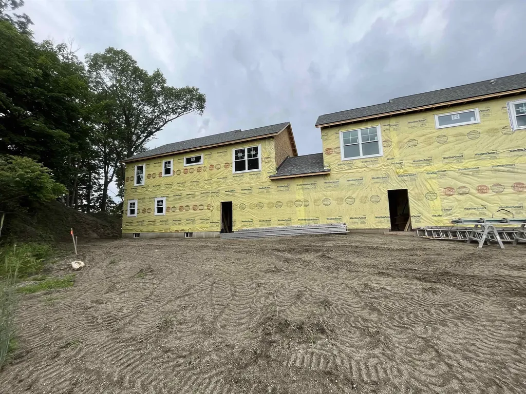 26 Strawberry Way Colchester VT 05446