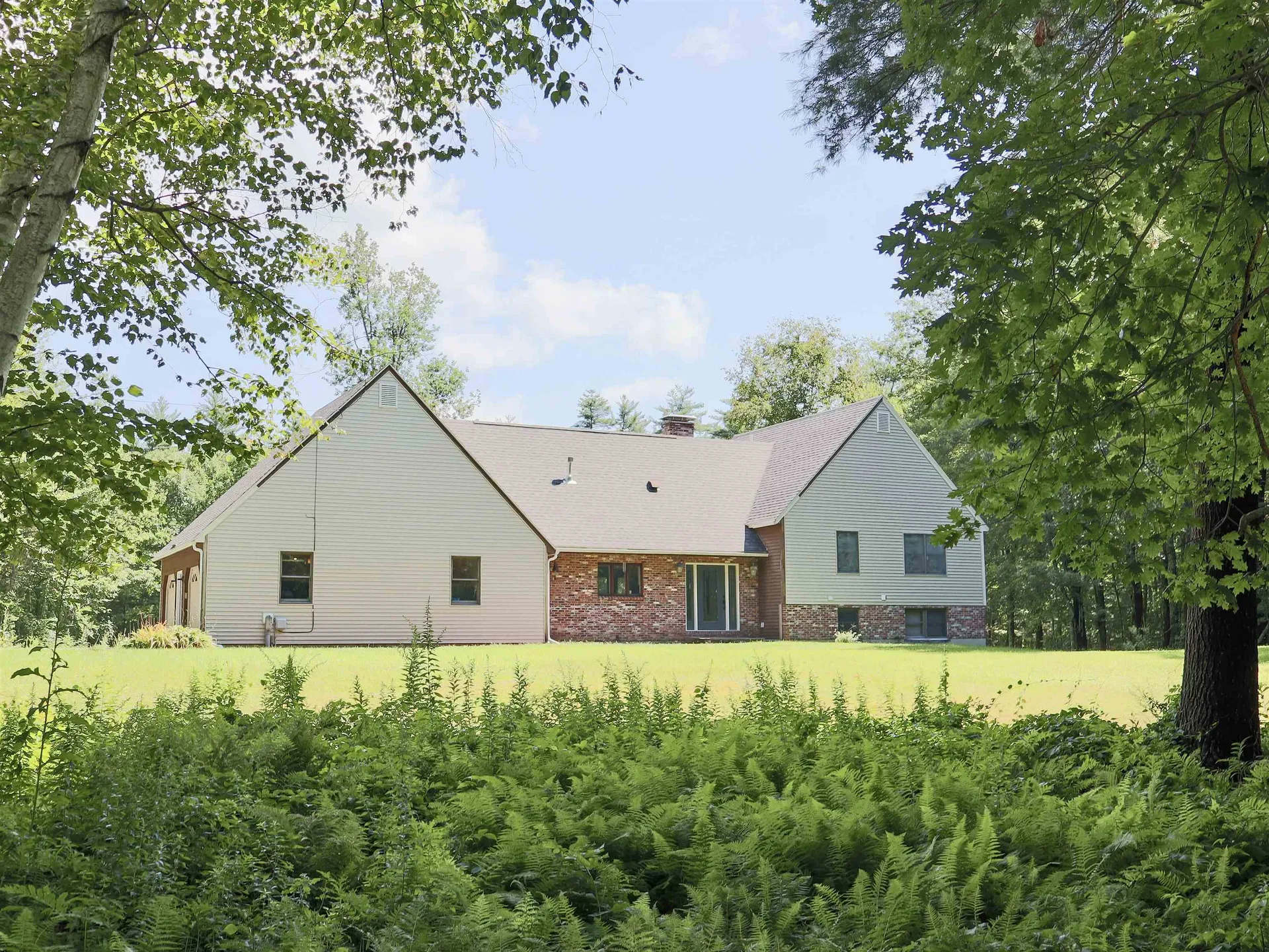 596 River Road Eliot ME 03903
