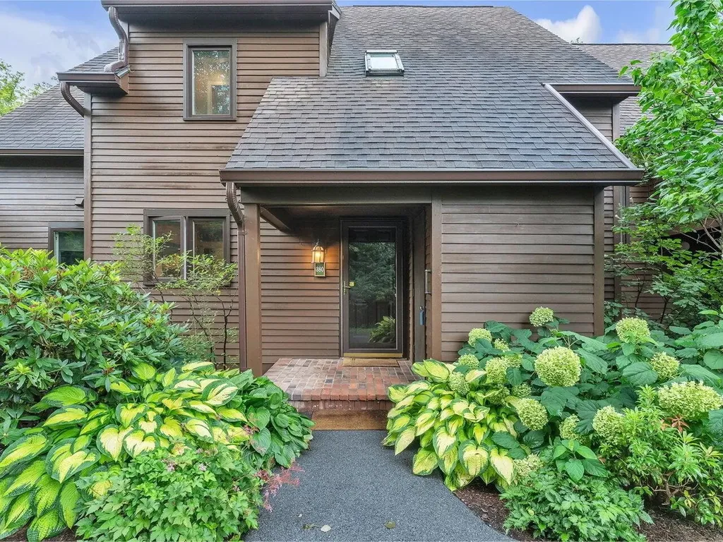 380 Acorn Lane Shelburne VT 05482