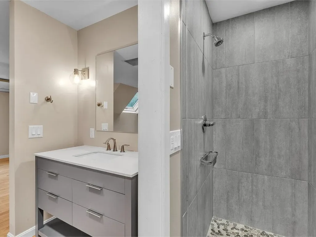 380 Acorn Lane Shelburne VT 05482