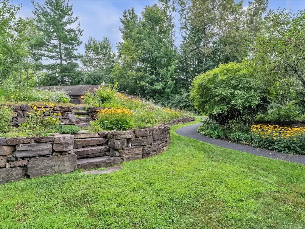 380 Acorn Lane Shelburne VT 05482