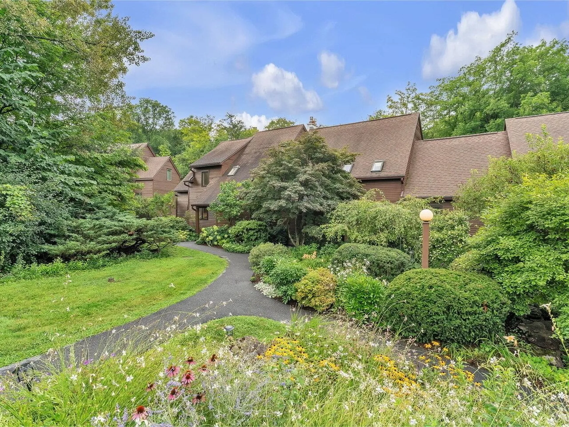 380 Acorn Lane Shelburne VT 05482