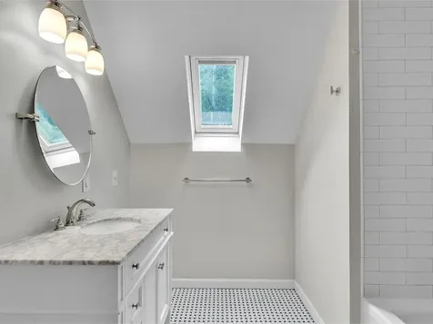 380 Acorn Lane Shelburne VT 05482