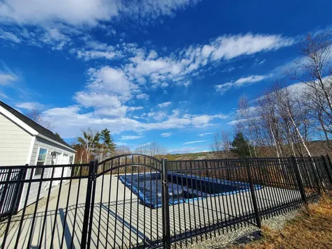 43 Serendipity Way Enfield NH 03748