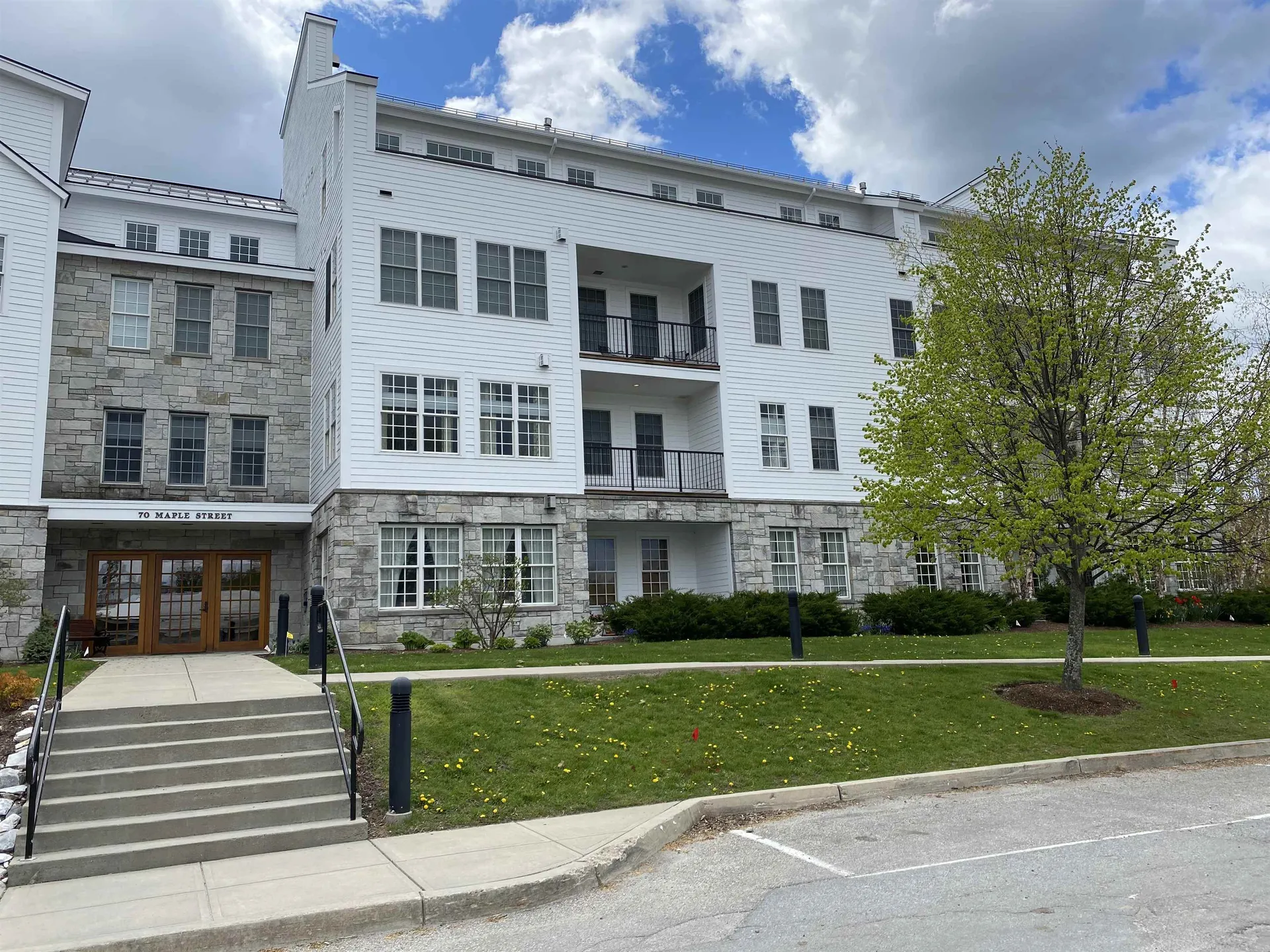 70 Maple Street Middlebury VT 05753