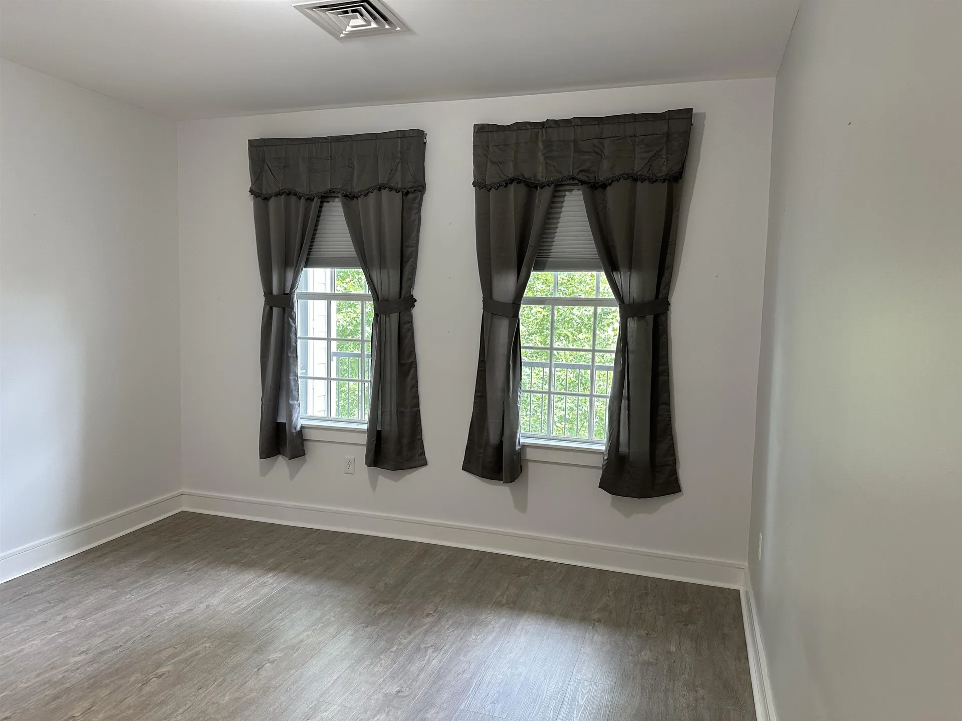 70 Maple Street Middlebury VT 05753