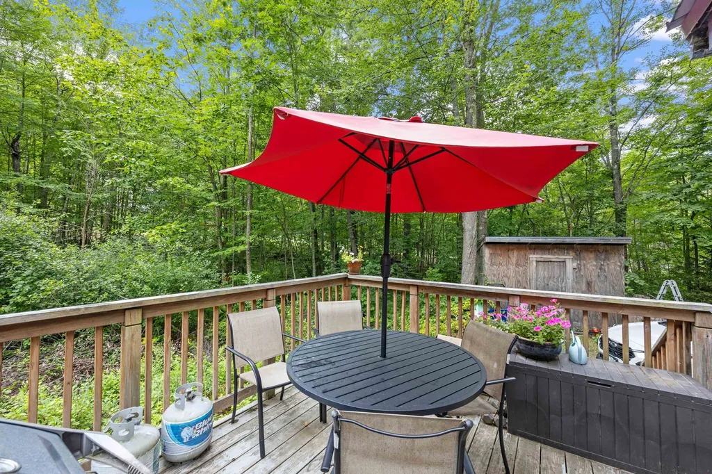 285 Bay Hill Road Northfield NH 03276