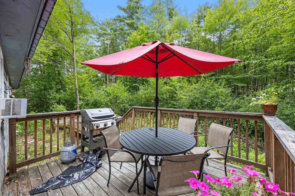 285 Bay Hill Road Northfield NH 03276