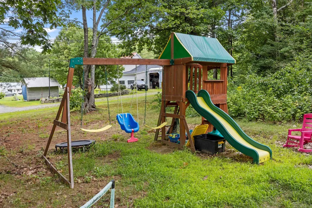 285 Bay Hill Road Northfield NH 03276