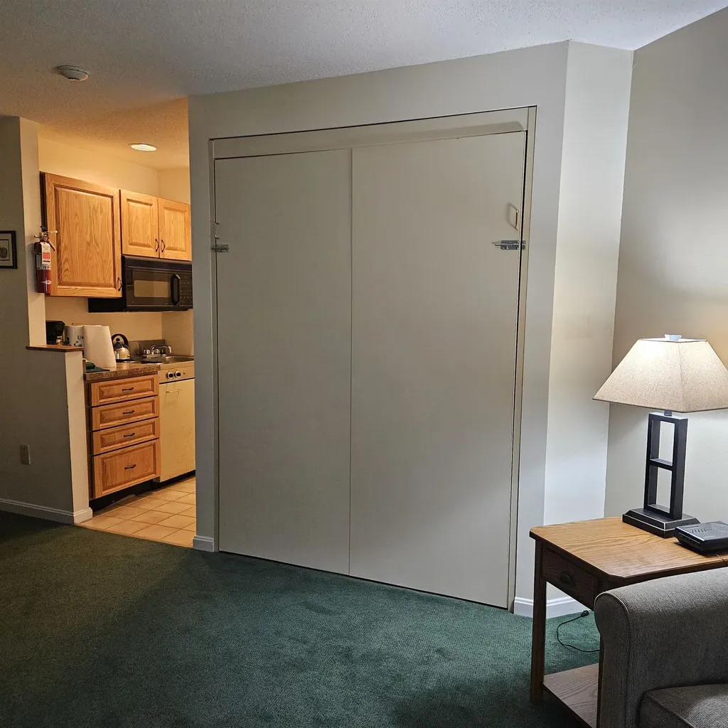 160 Deer Park Drive Woodstock NH 03262