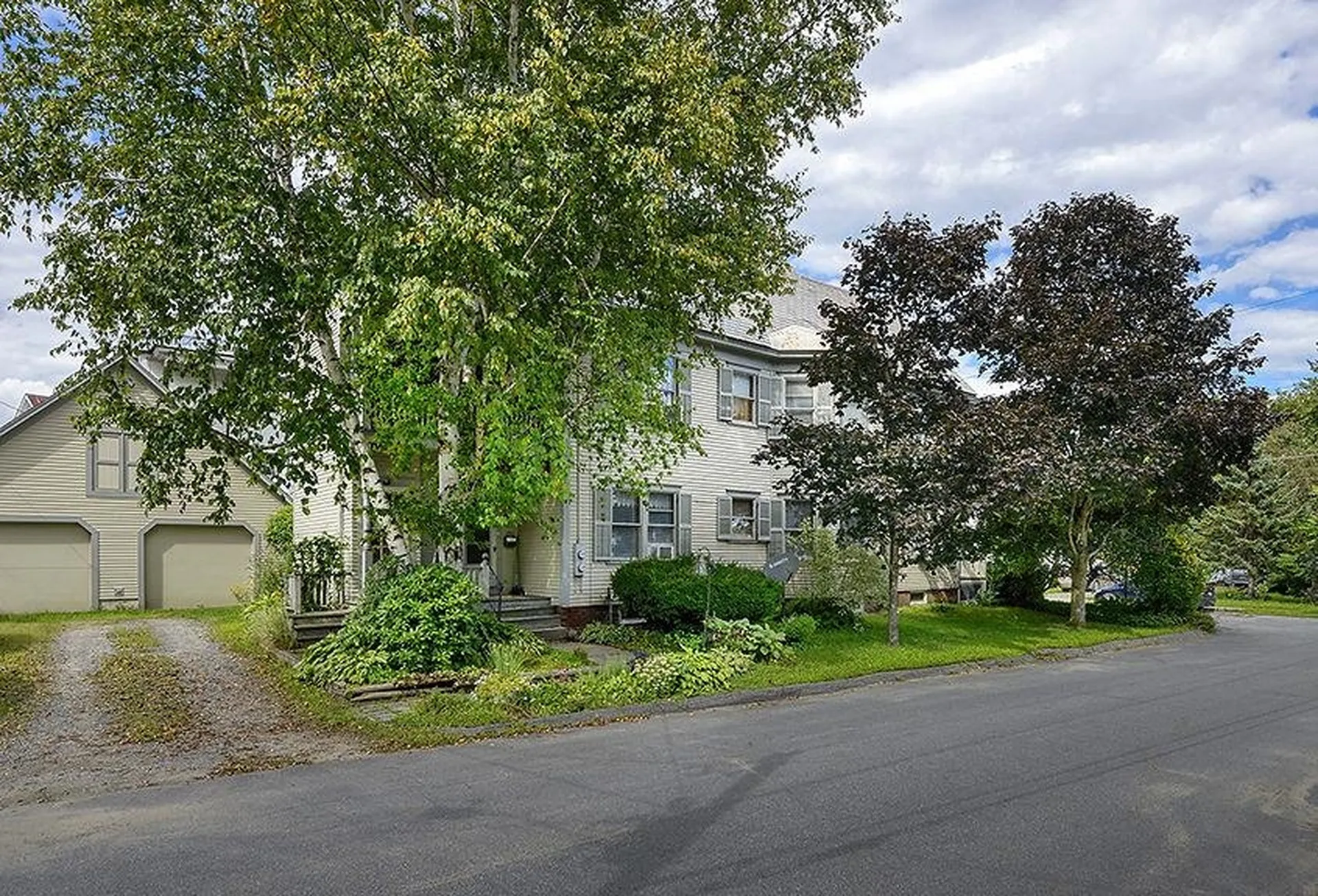 30 Laurel Avenue Rockingham VT 05101