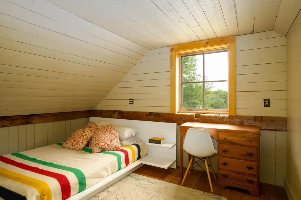 88 Jaquith Road Landgrove VT 05148