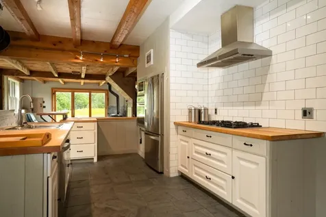 88 Jaquith Road Landgrove VT 05148