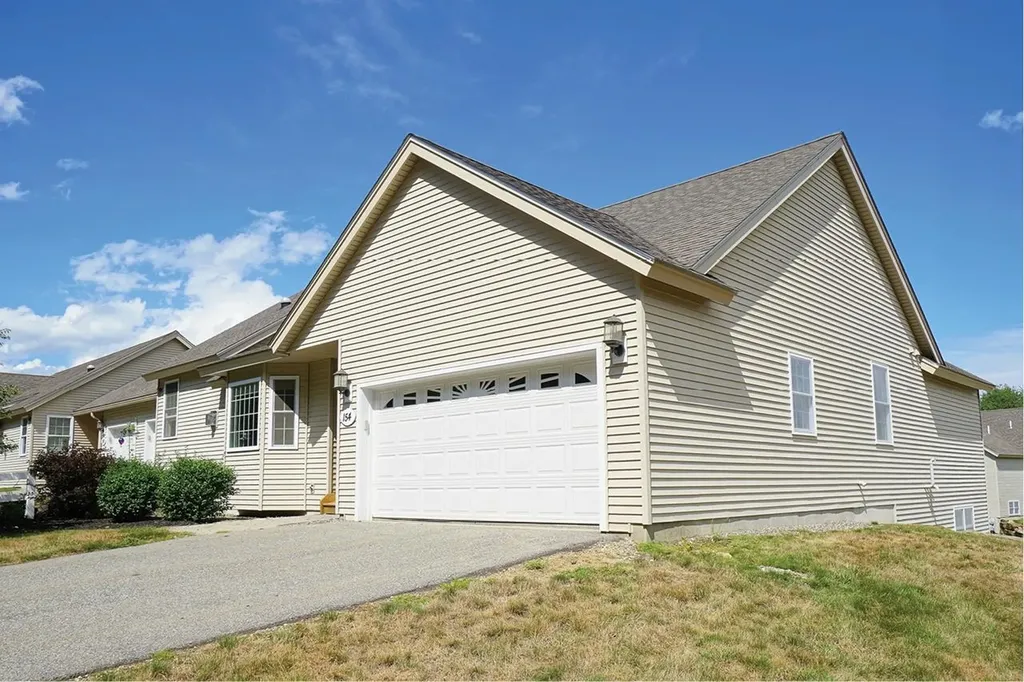 154 Hall Road Fremont NH 03044