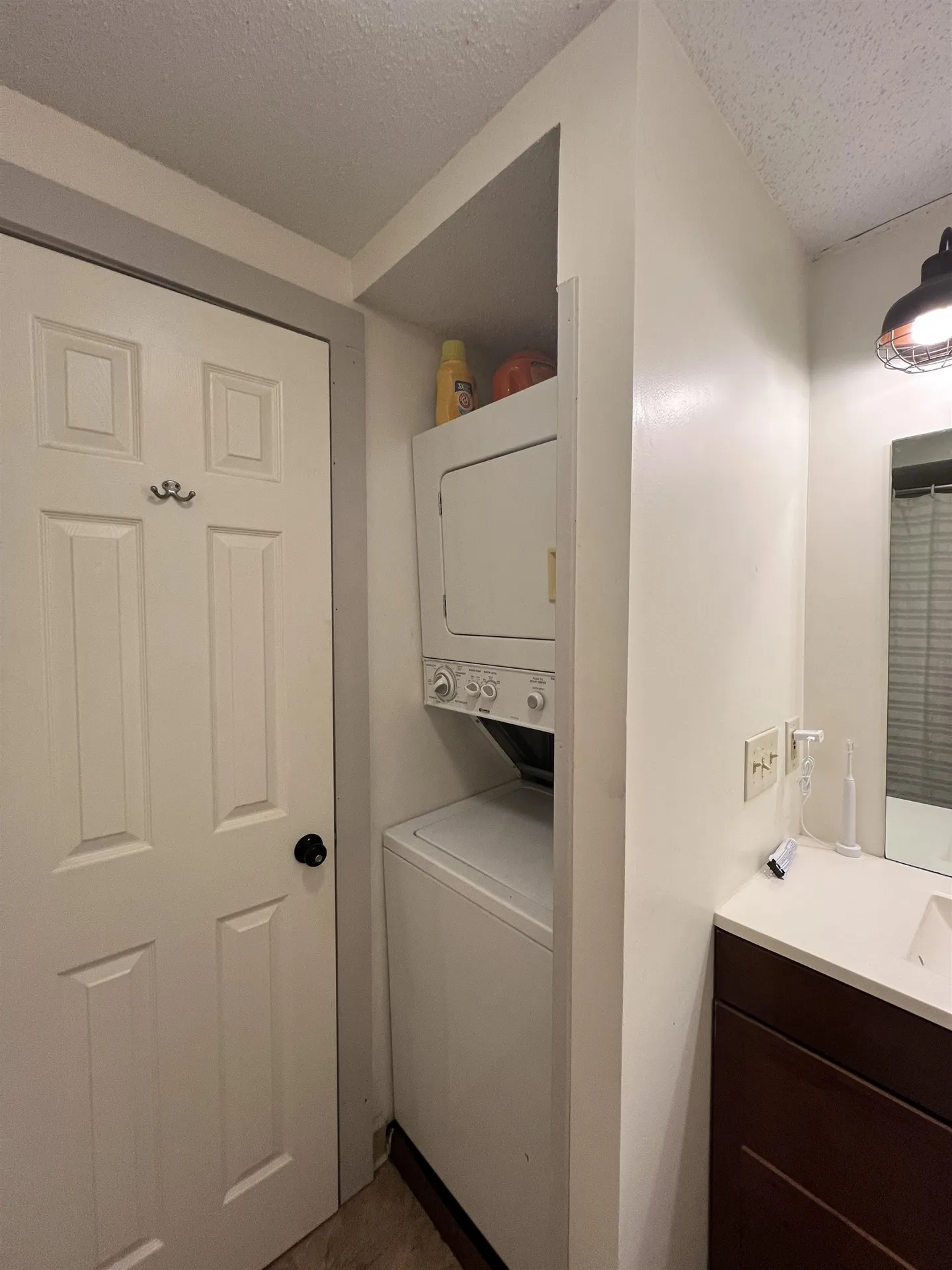 1856 Quechee Main Street Hartford VT 05059