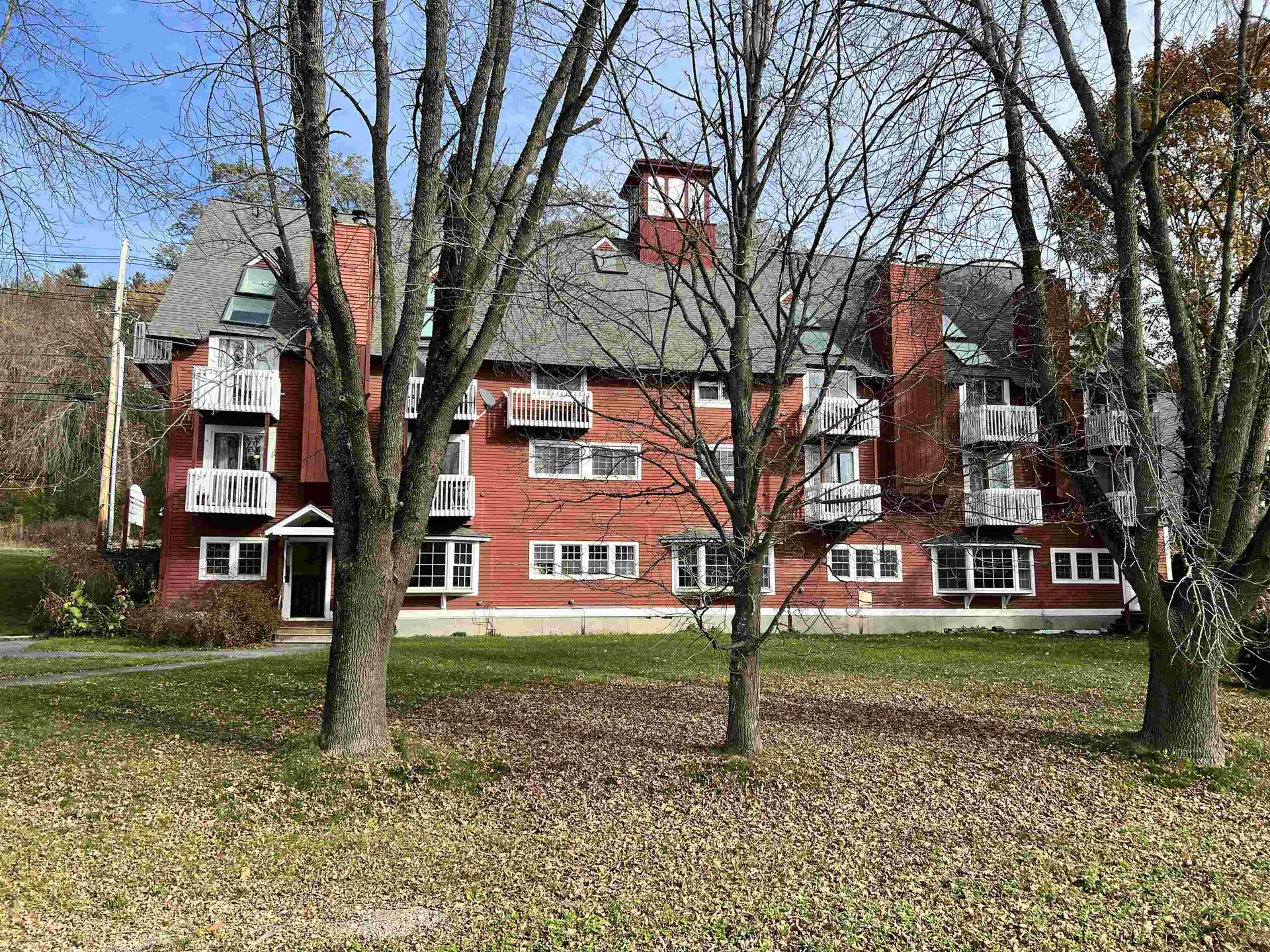 1856 Quechee Main Street Hartford VT 05059
