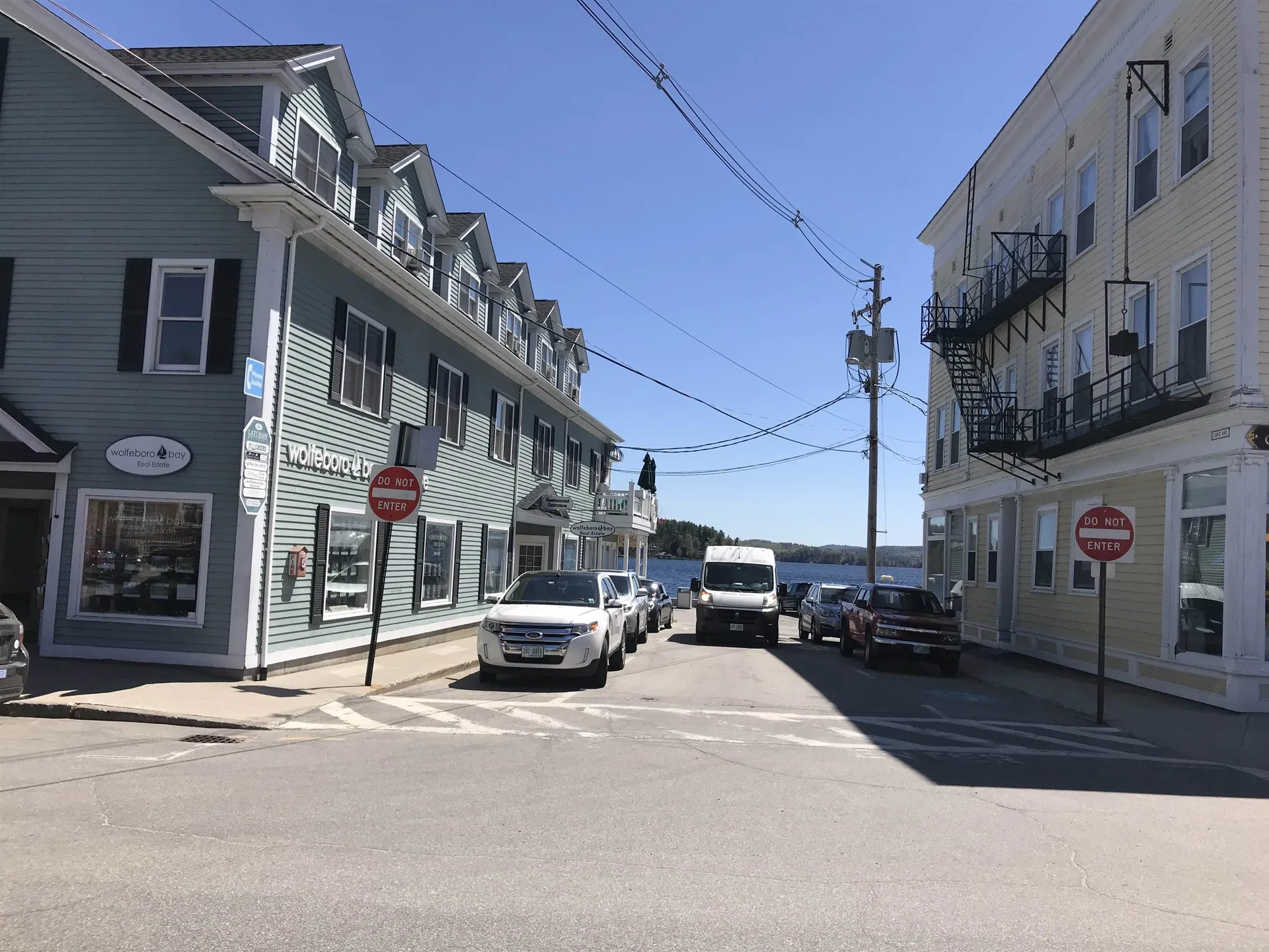 8 High Street Wolfeboro NH 03894