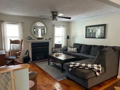 8 High Street Wolfeboro NH 03894