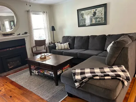 8 High Street Wolfeboro NH 03894