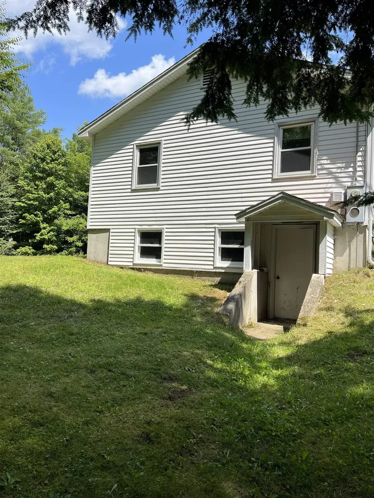 369 Lower Ridge Road Loudon NH 03307