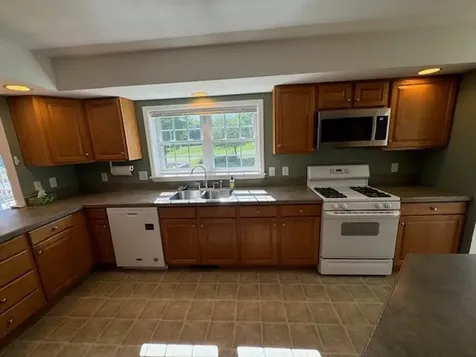 481 Main Street Albany VT 05820