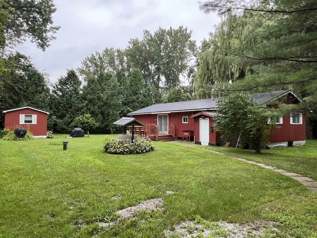 73 Matthias Lane Alburgh VT 05440
