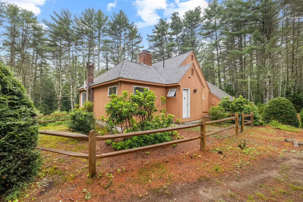 209 Whittemore Point Road S Bridgewater NH 03222