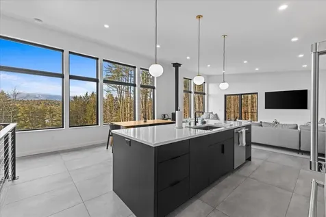 129 Eloise Lane Stowe VT 05672