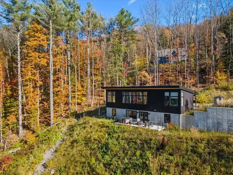 129 Eloise Lane Stowe VT 05672