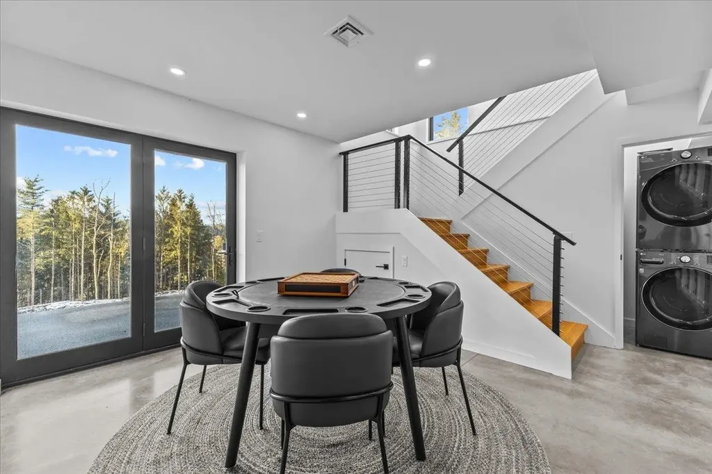 129 Eloise Lane Stowe VT 05672