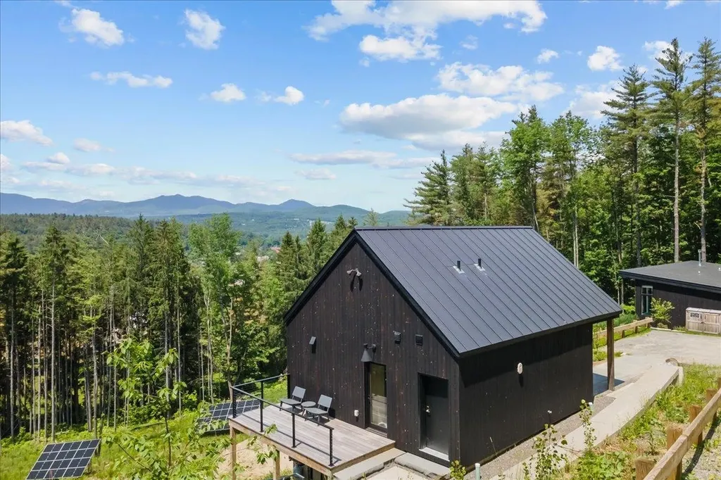 129 Eloise Lane Stowe VT 05672