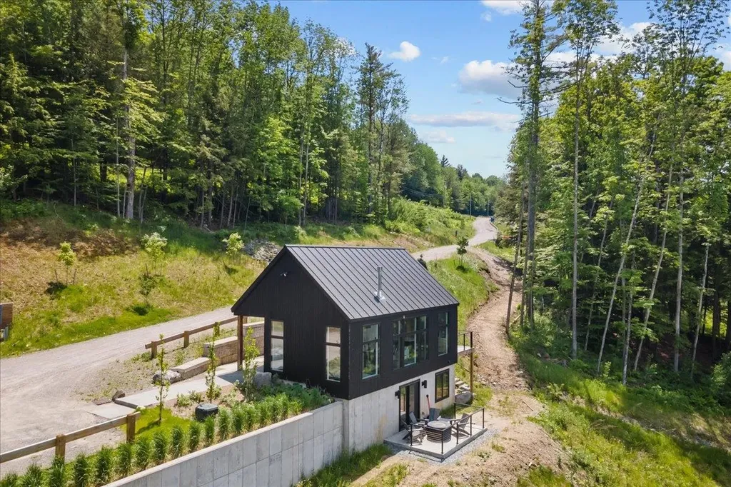 129 Eloise Lane Stowe VT 05672