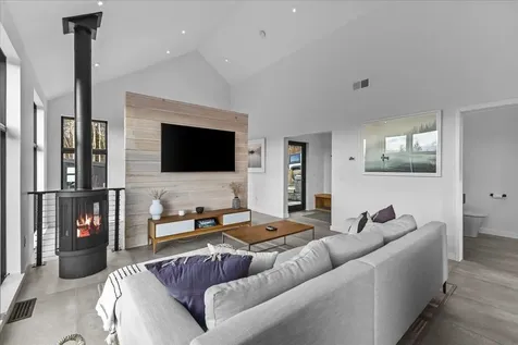 129 Eloise Lane Stowe VT 05672