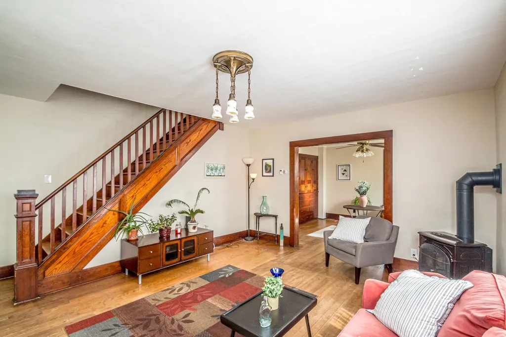 14 Pine Street Gorham NH 03581
